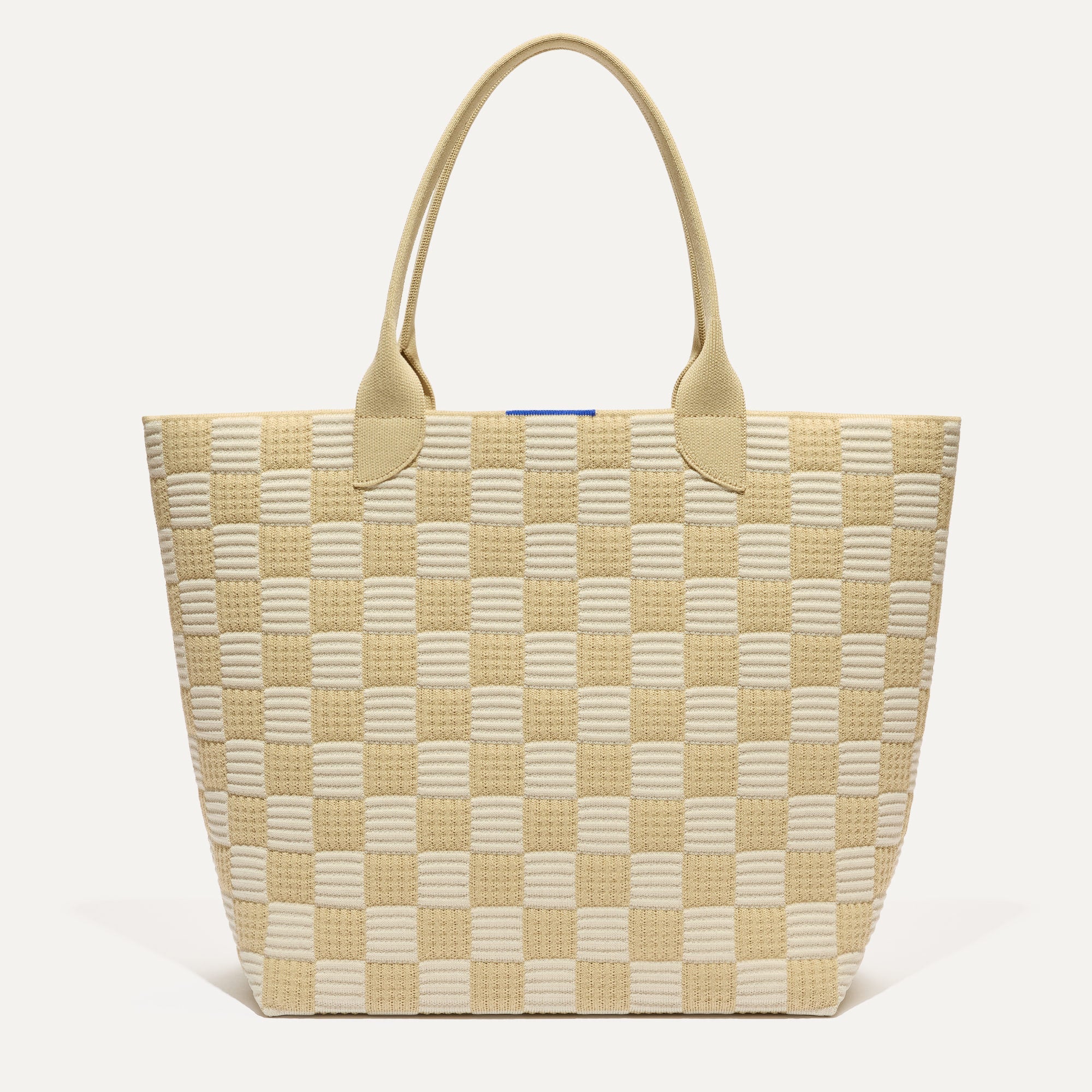 086_LightweightTote_CheckerSand_Front_2334_shop_90e4d3cd-6a4a-43d9-855c-9e95477dd33e.jpg