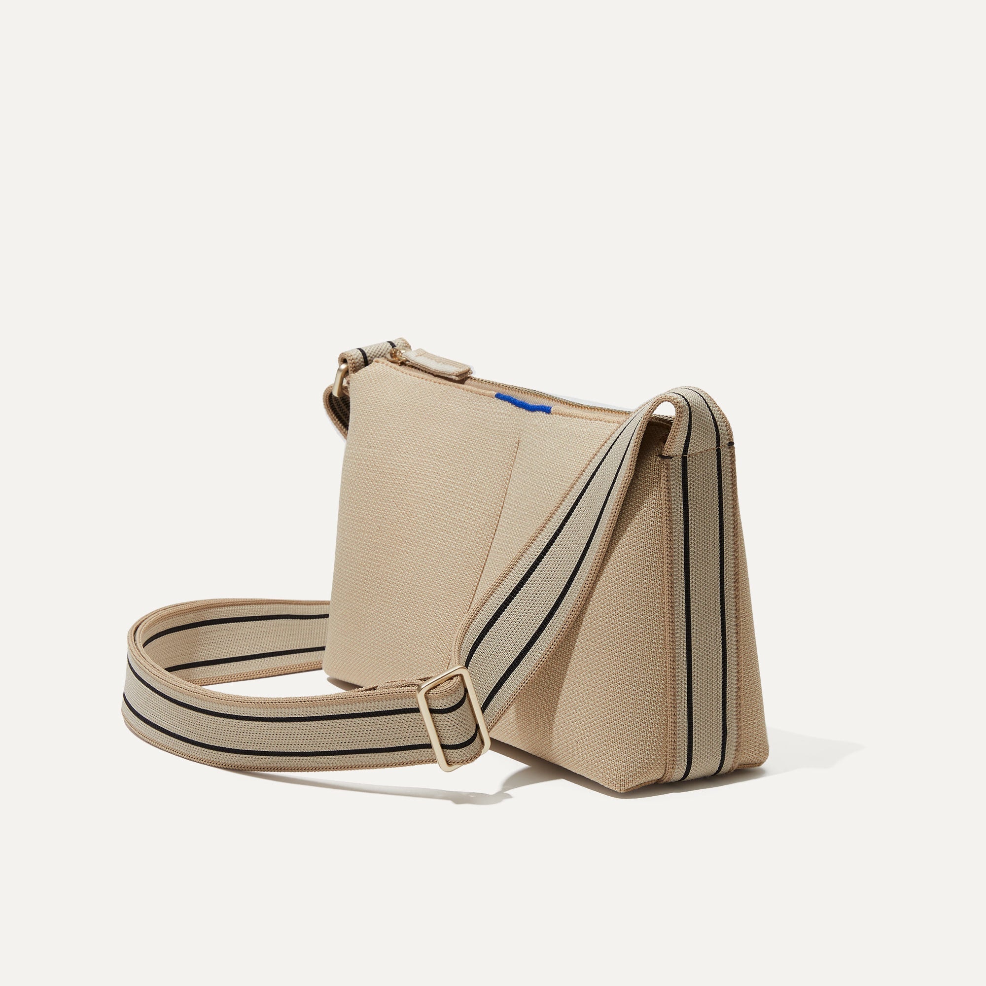 142_CasualCrossbody_Parchment_45_Degree8495.jpg