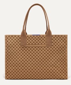The Classic Tote - Hazelnut