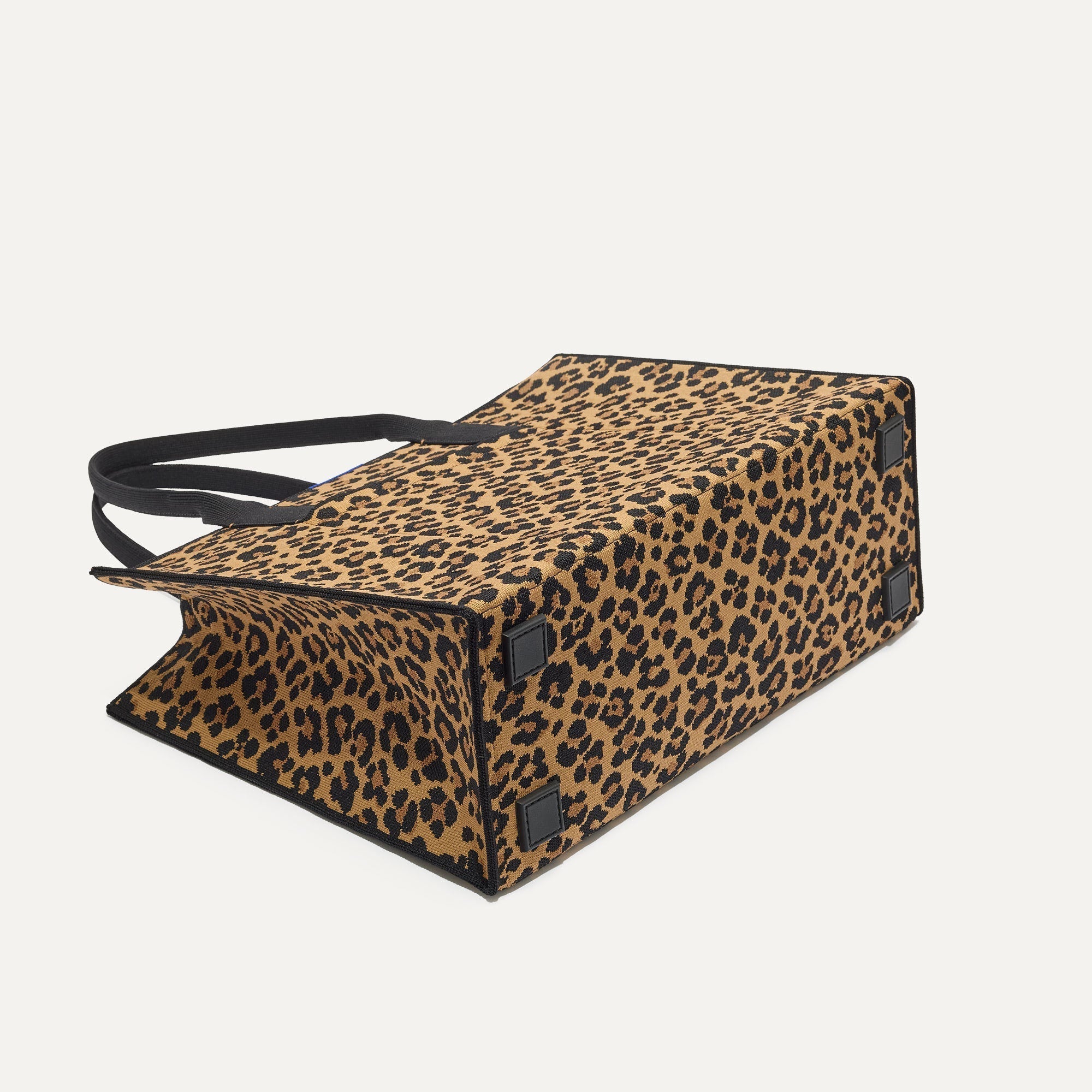 162_ClassicTote_ToastyCat_Bottom_5446.jpg