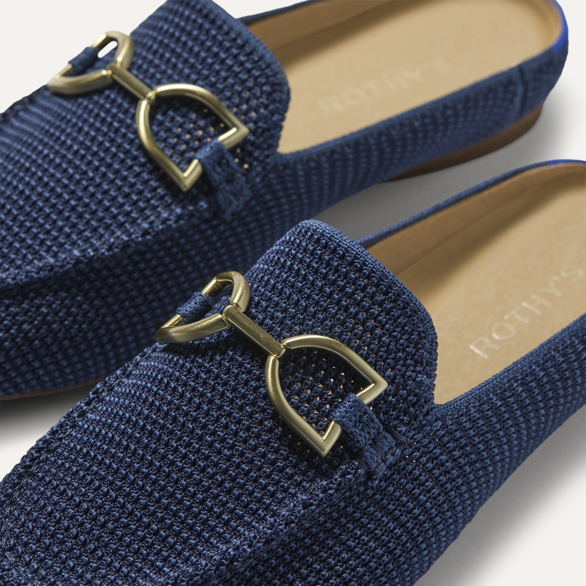 200_DoubleBitLoaferMule_BlueRa_a-Knit_Toedetail_Macro_4723.jpg