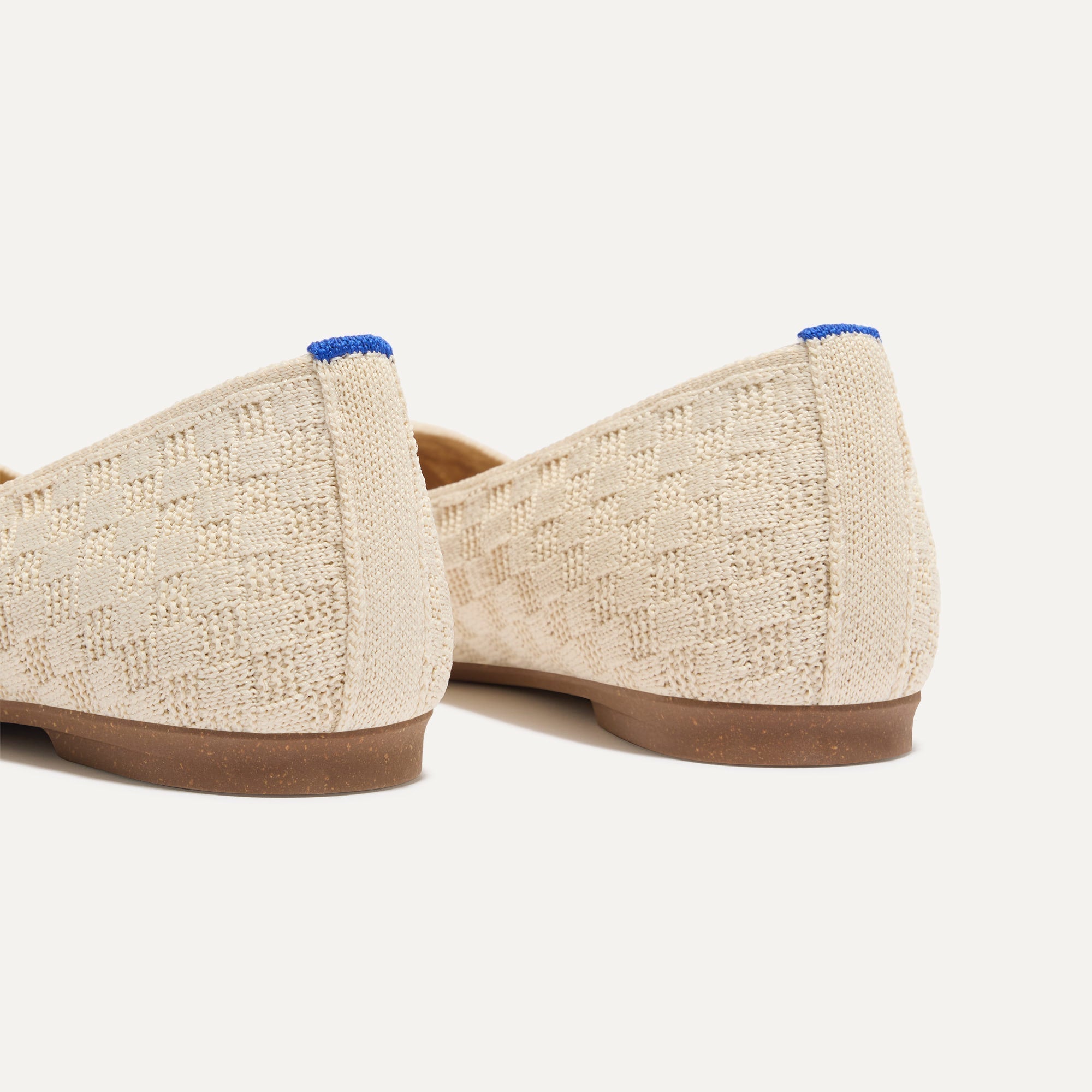 210_MaxSquare_Conch_Heel_5778.jpg