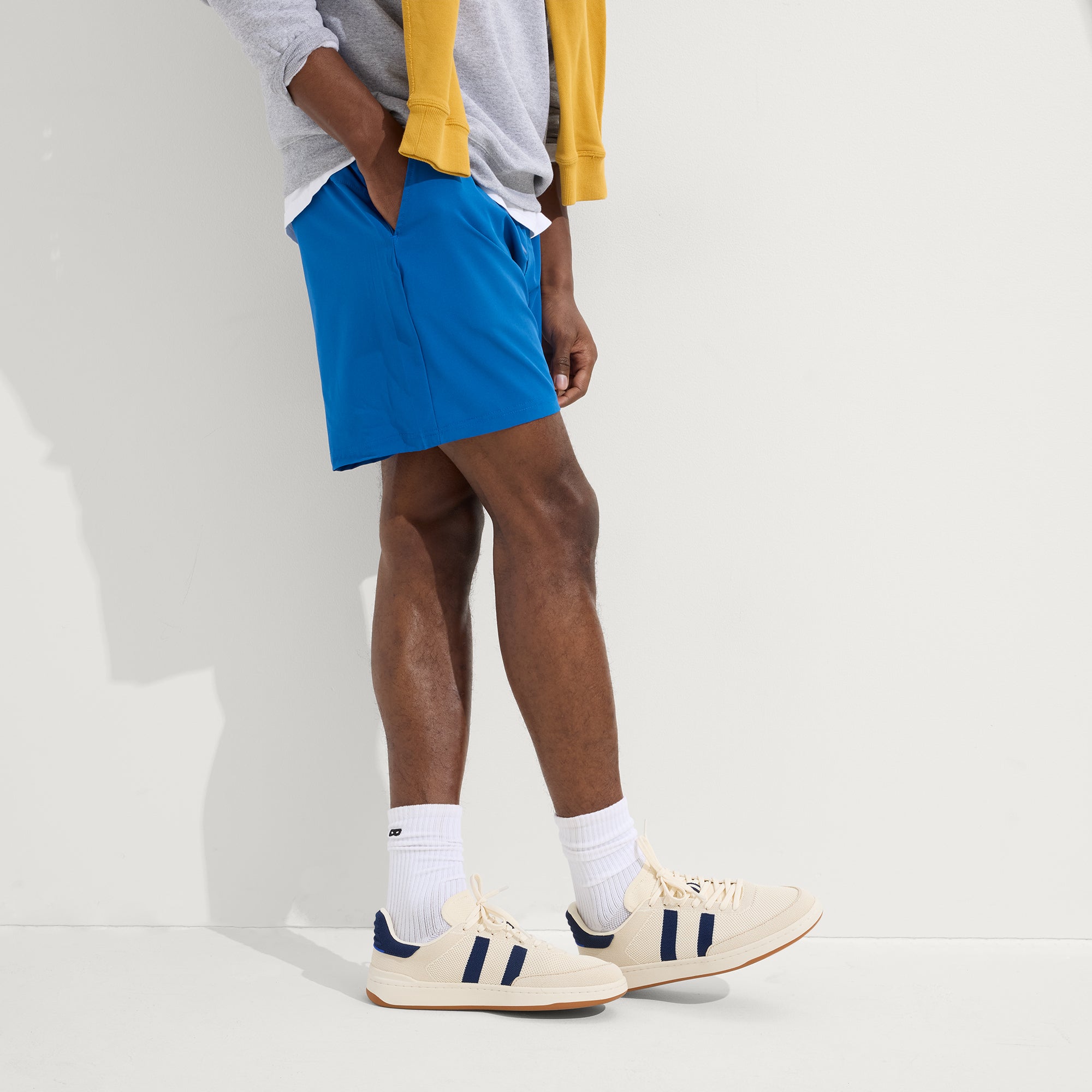 297_Men_sCourtSneaker_Freestyle_On-Figure_0341.jpg