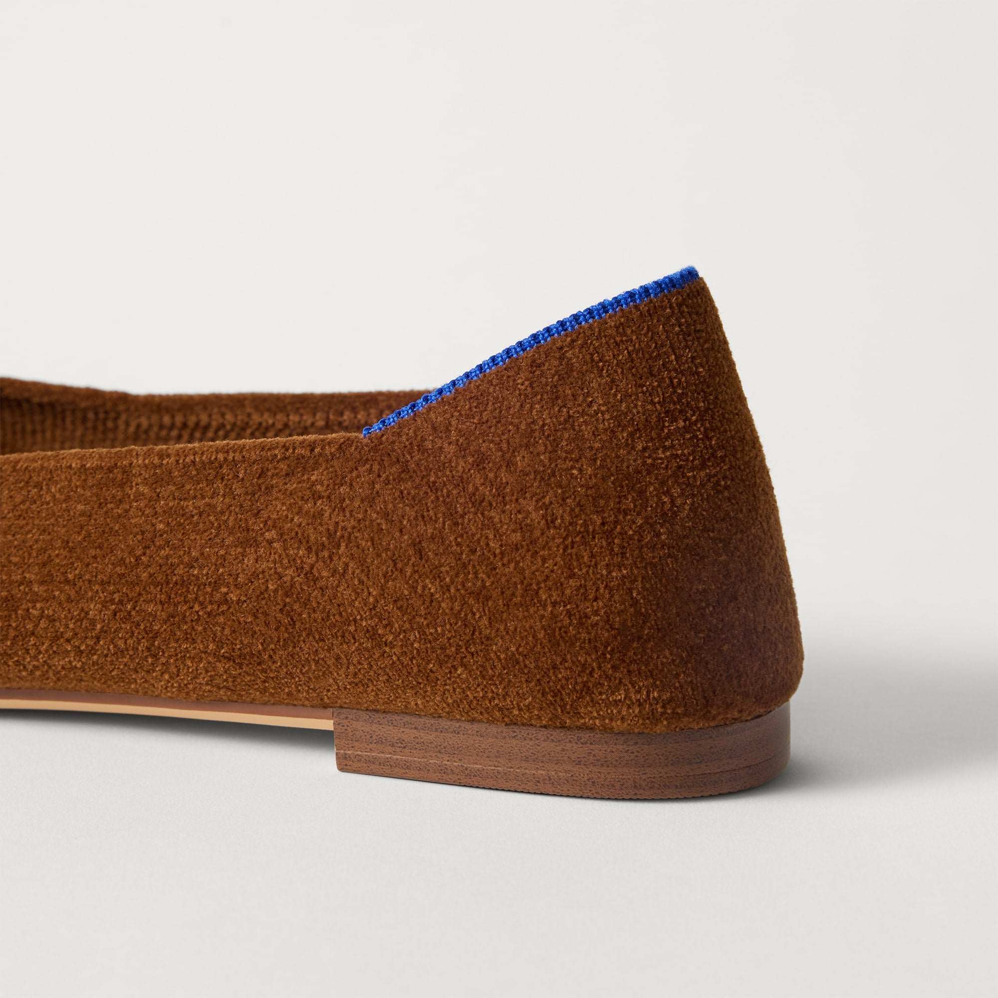 322_ReVelvetFinePoint_ReVelvetRusset_Heel_7878.jpg