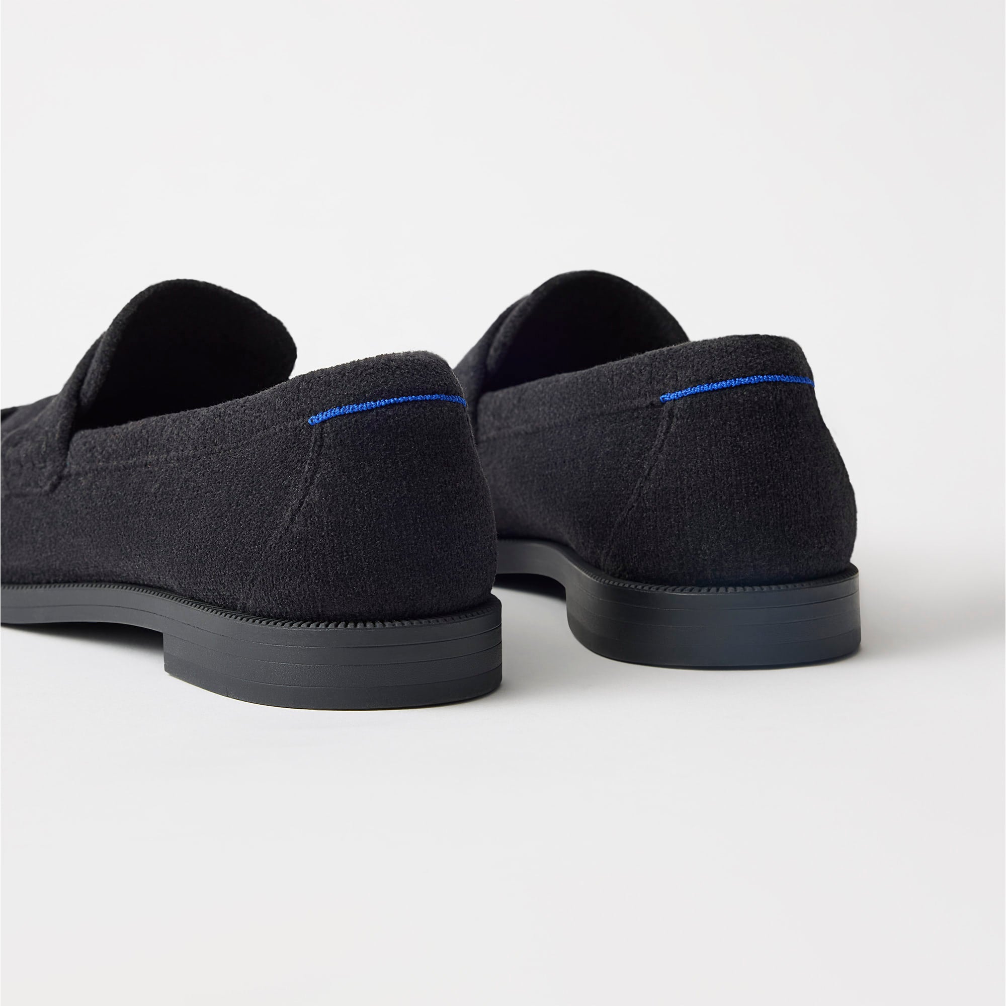 360_PennyLoafer_ReVelvetBlack_Heel_8998.jpg
