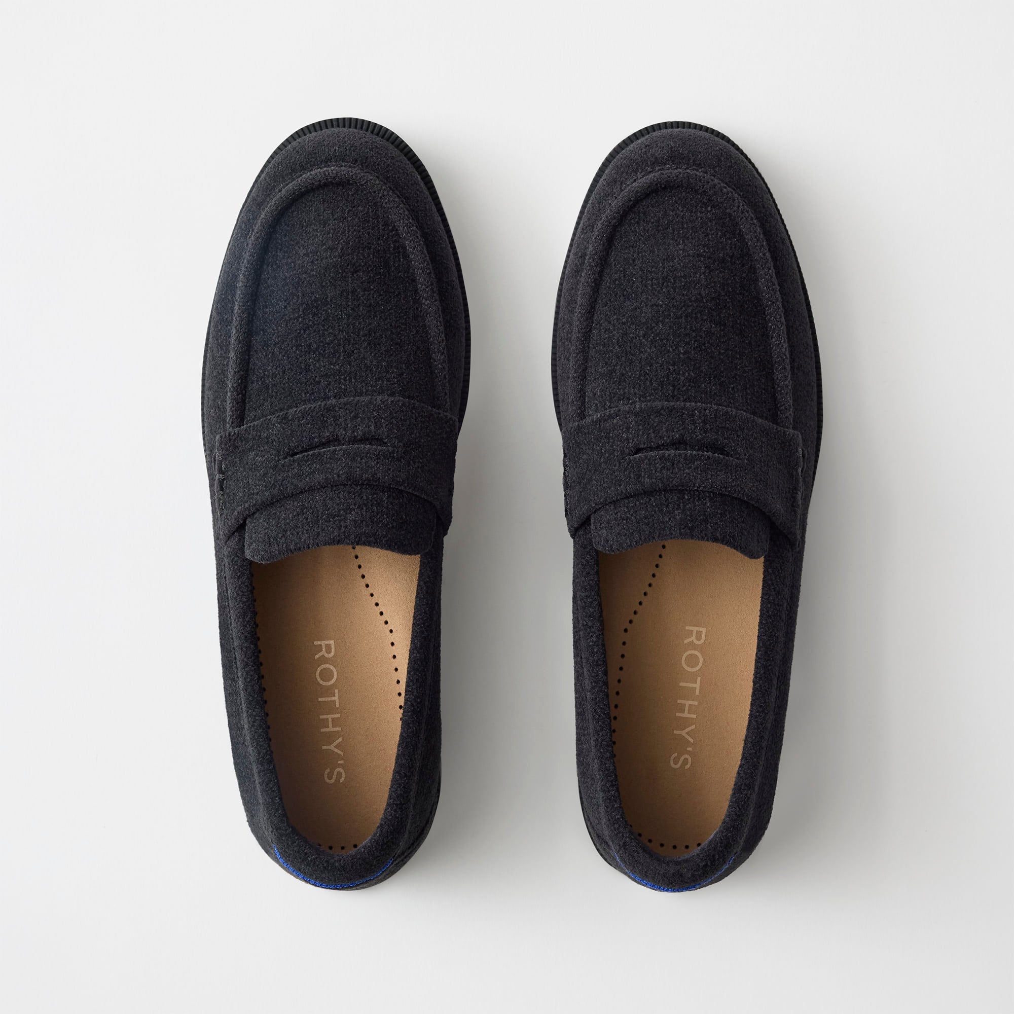 360_PennyLoafer_ReVelvetBlack_PrimaryOverhead_5656.jpg