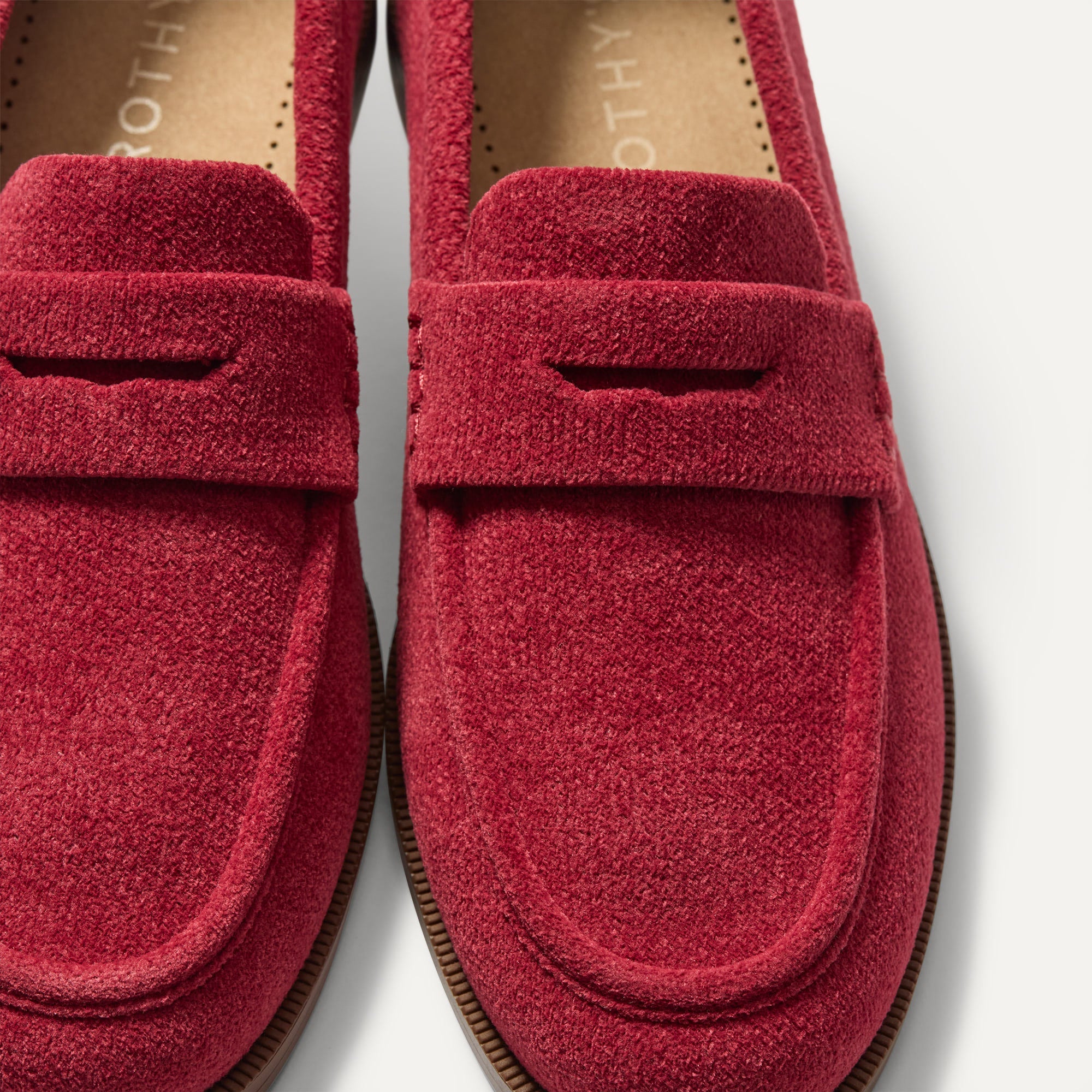 360_PennyLoafer_ReVelvetRuby_Toedetail_Macro_0990.jpg