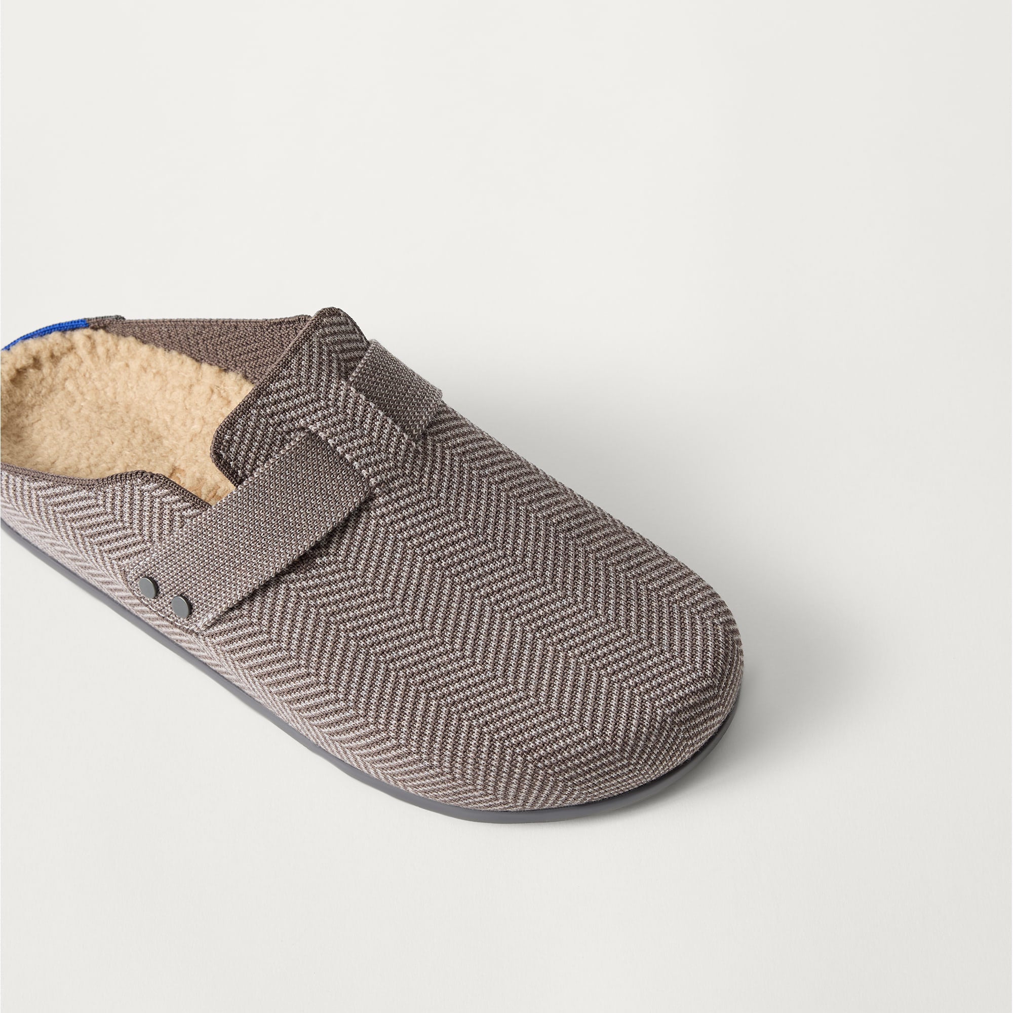 387_TheTeddyMen_sClog_AshHerringbone_ToedetailMacro_8877.jpg