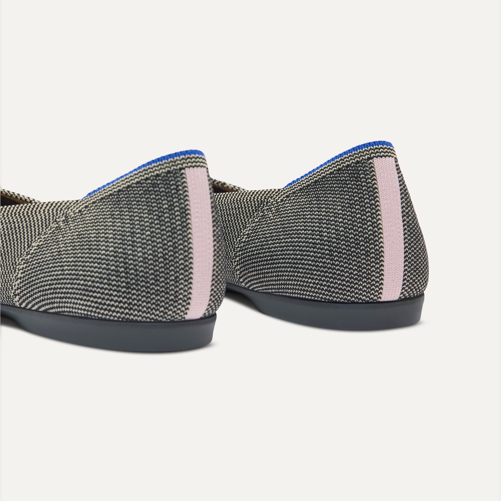 441_DailyFlat_SaltAir_Heel_5544.jpg