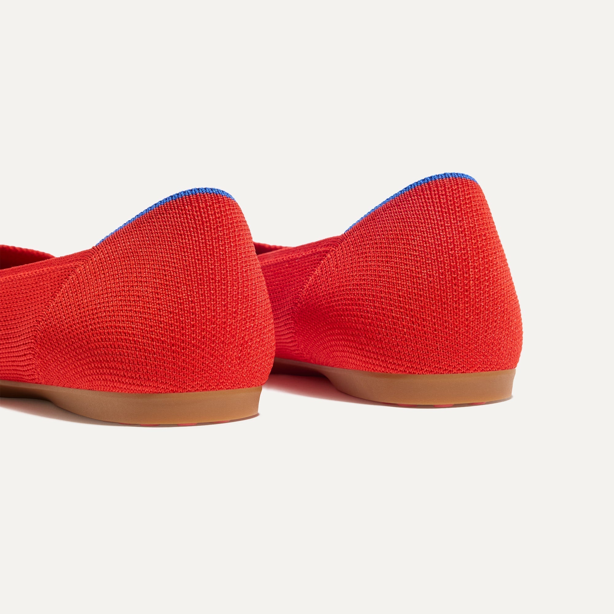 441_DailyFlat_ShowstopperRed_Heel_8887.jpg