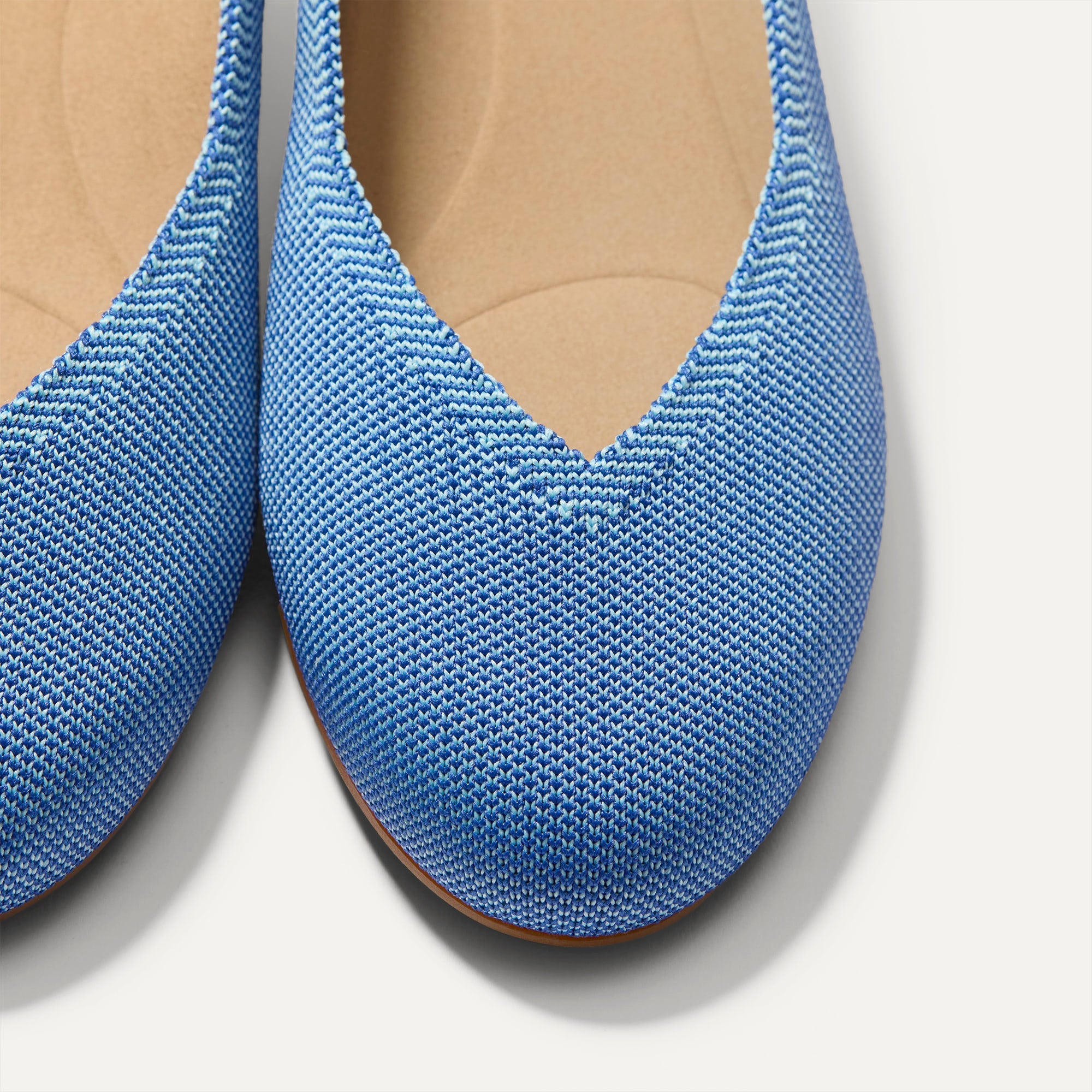 441_Daily_Flat_Clear_Blue_Toe_detail_Macro_3223.jpg