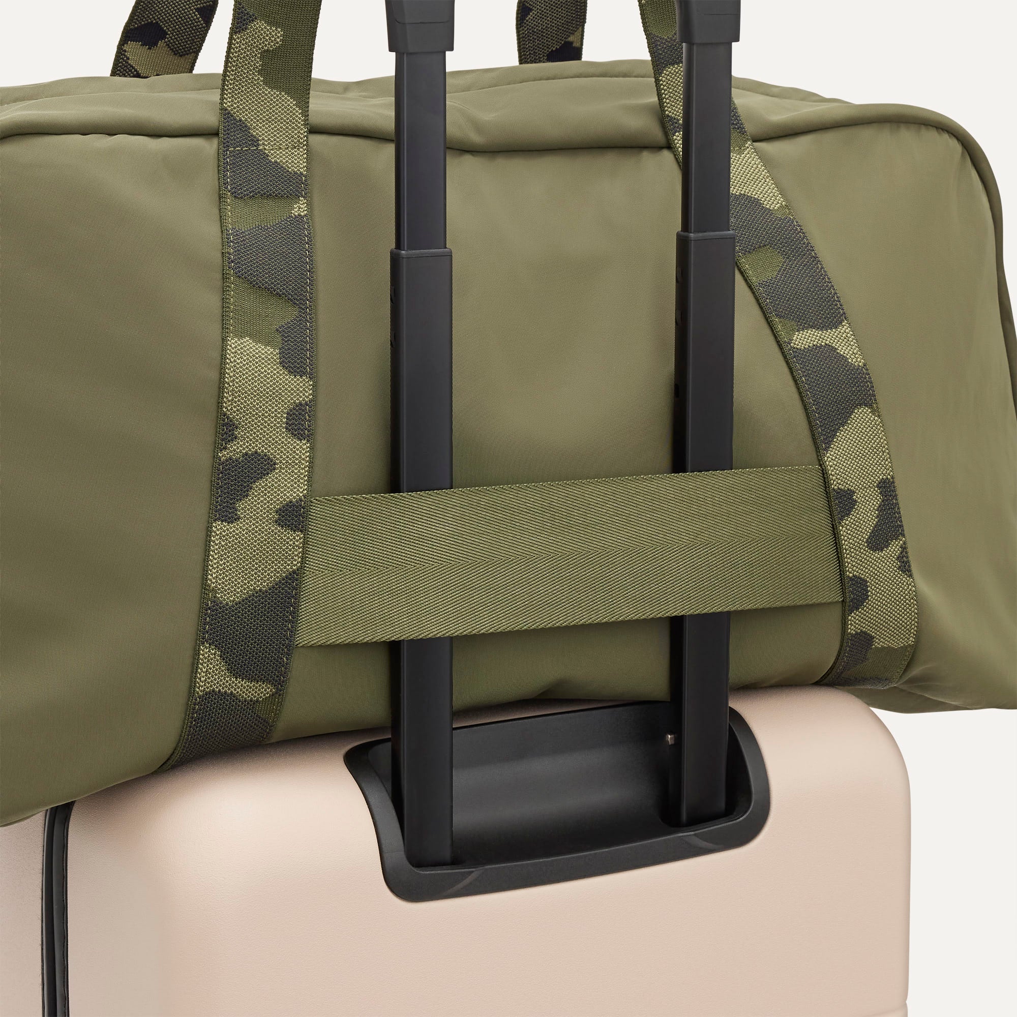 457_TravelDu_e_Forest_Suitcase_detail_2123.jpg