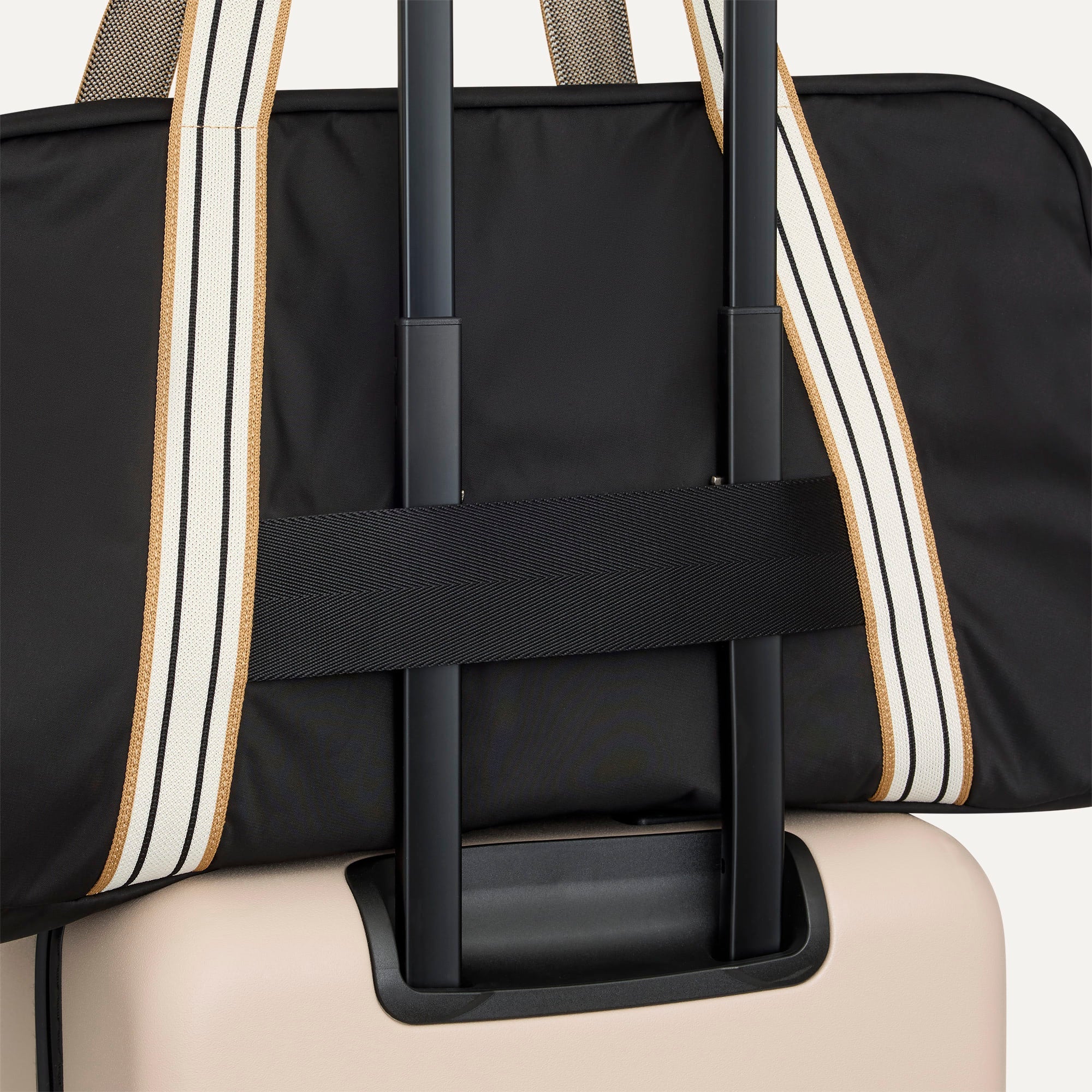 457_TravelDu_e_Ink_Suitcase_detail_4565.jpg