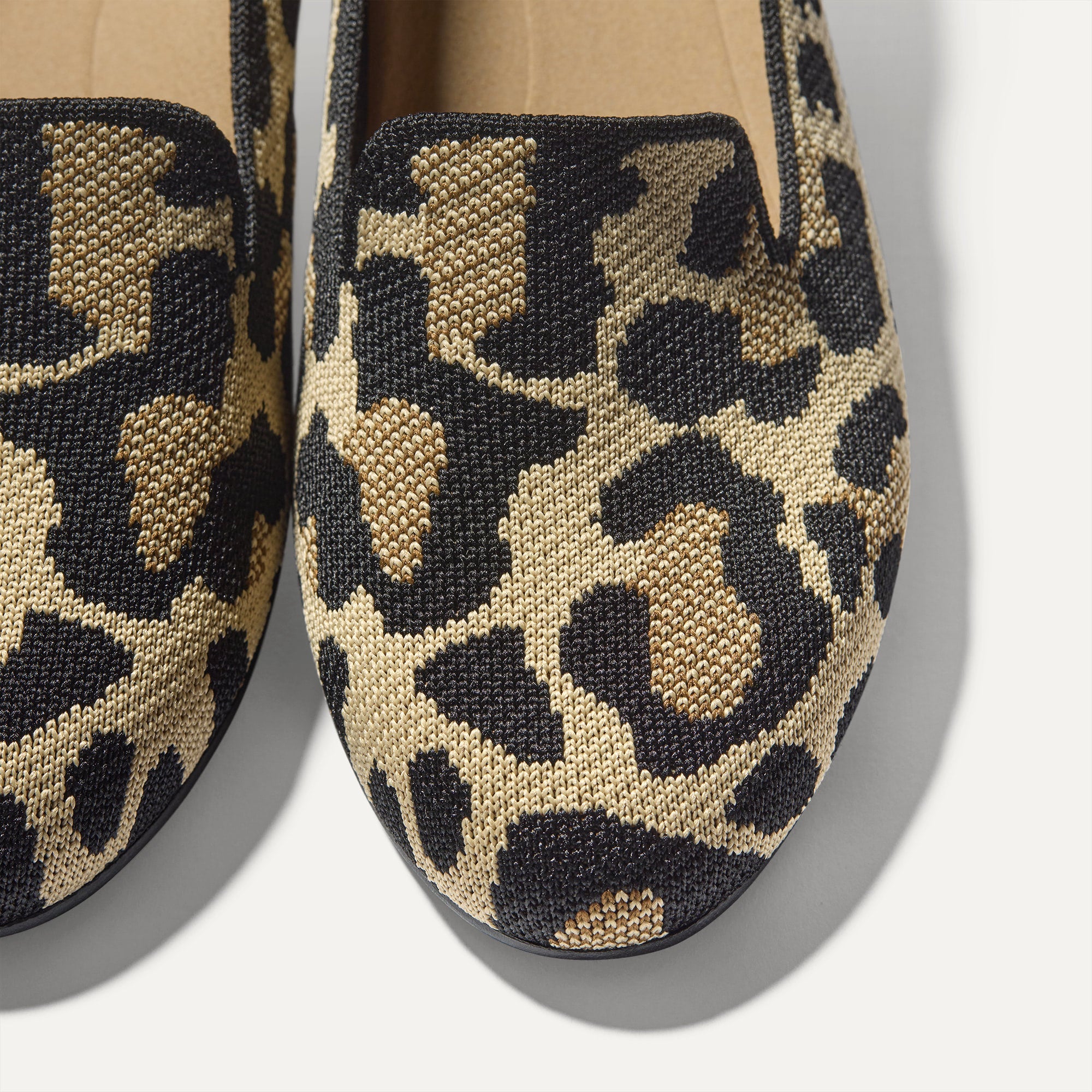 479_Daily_Loafer_Desert_Cat_Toe_detailMacro_4243.jpg