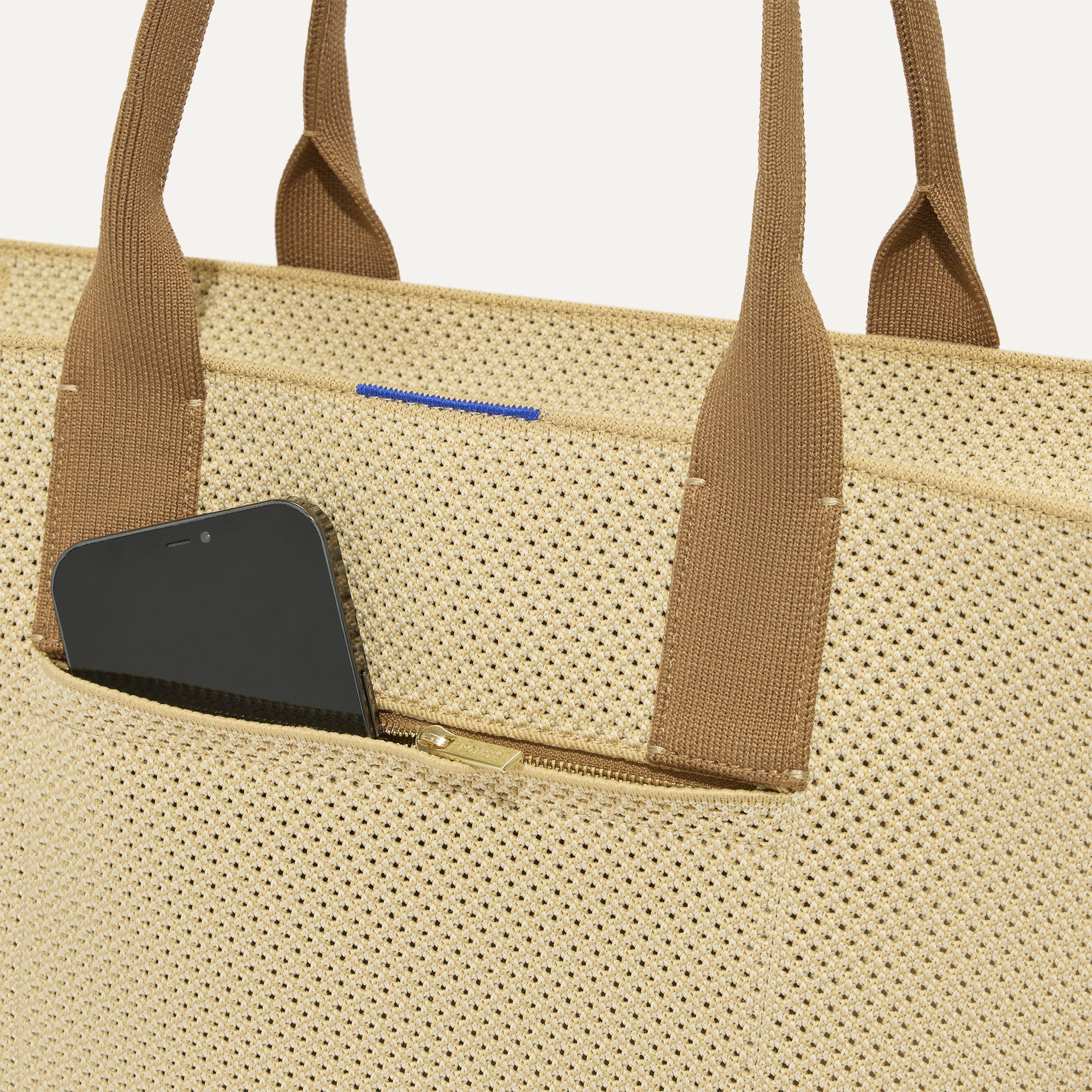 483_ClassicTote-WovenThroughHandle_MacadamiaOpen-Knit_ZipPocketDetail_9843.jpg