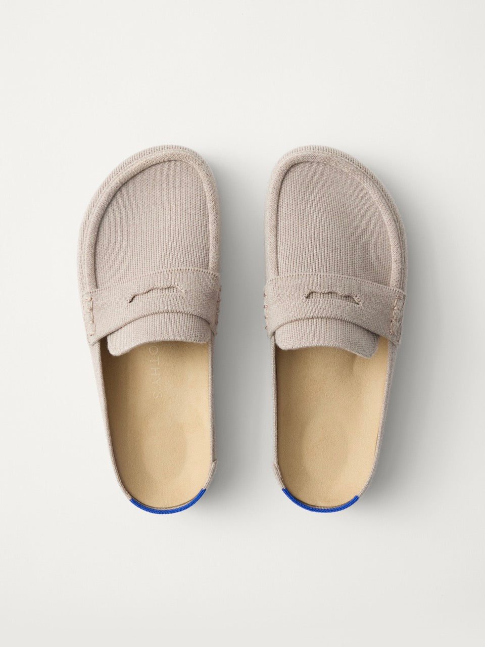 510_PennyClog_Dove_PrimaryOverhead_9779_3x4Large_ed72ba0c-e658-4a17-a1ad-bb465a15b2dc.jpg