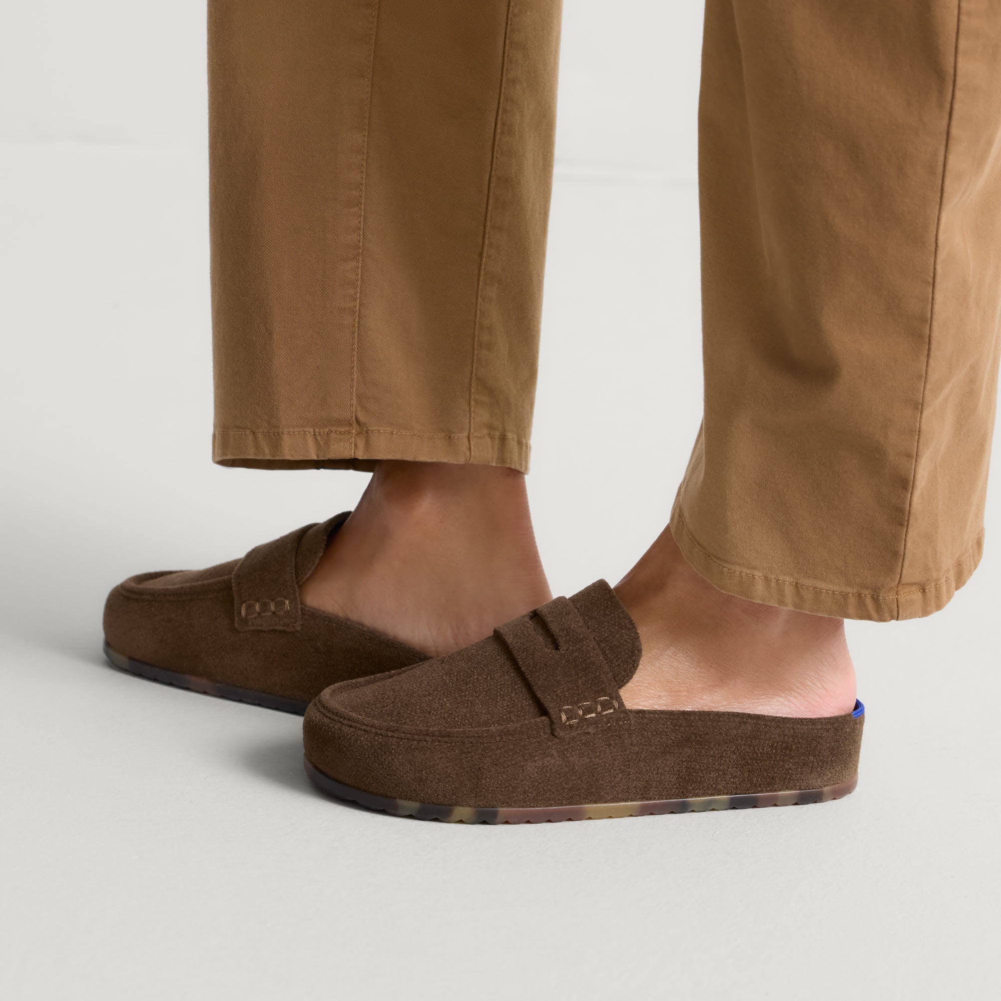 511_ReVelvetPennyClog_Bistro_Parts_0426_pdp.jpg