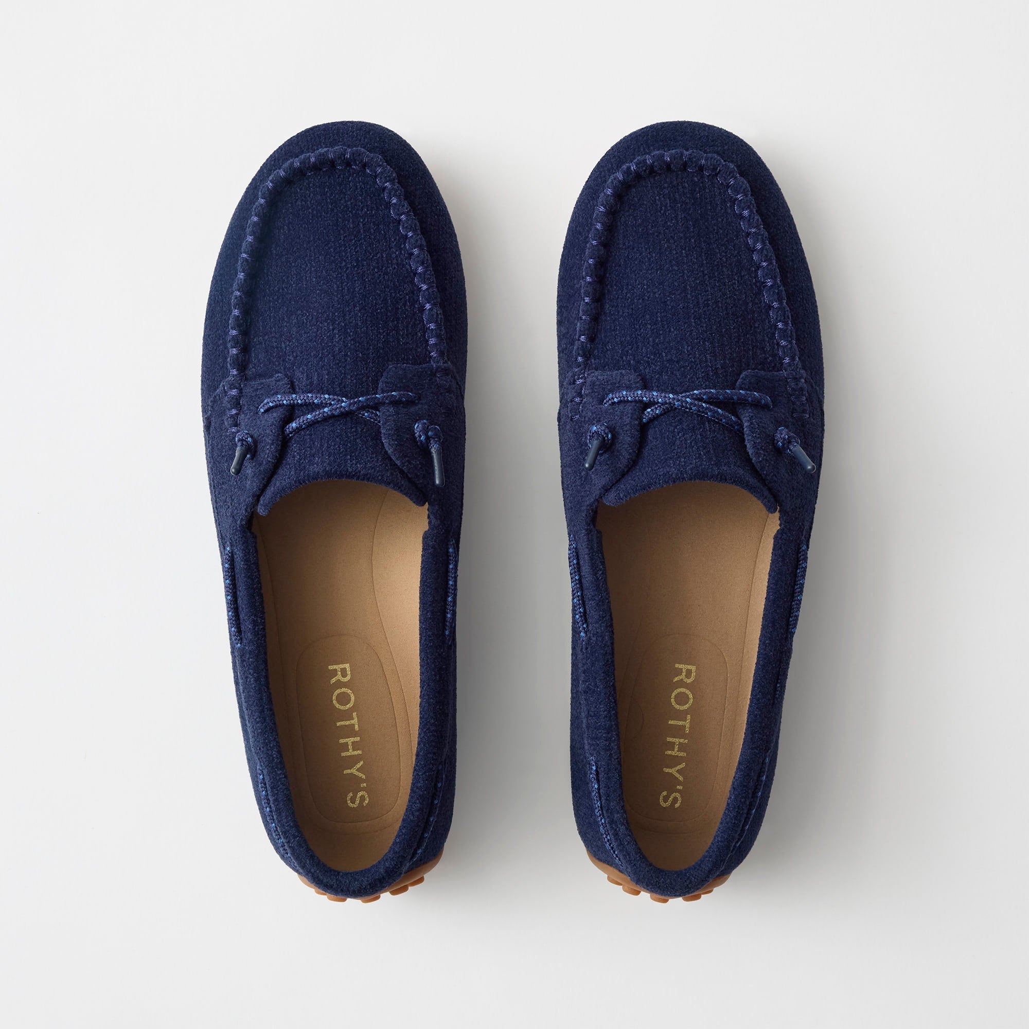 512_ReVelvetDriverMoc_ReVelvetNavy_PrimaryOverhead_8980.jpg