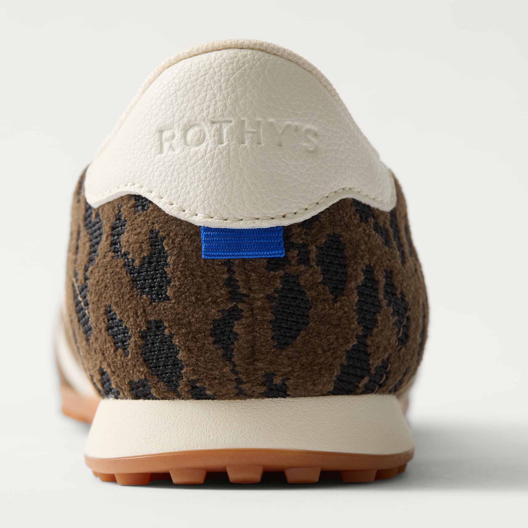 521_ReVelvetRunner_ReVelvetCheetahStripe_Heel_7887.jpg