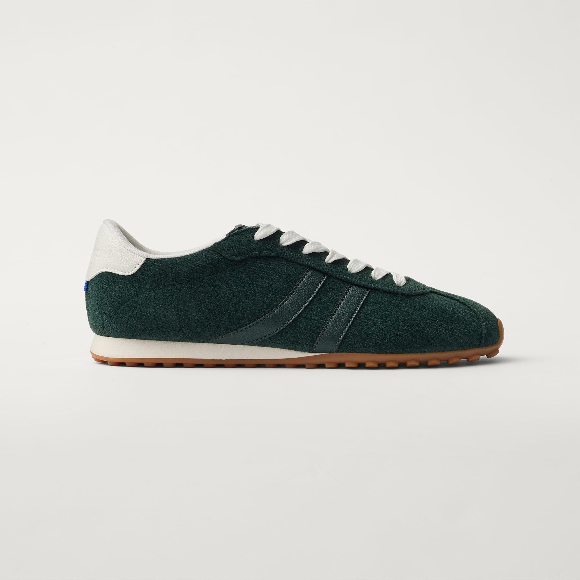 521_ReVelvetRunner_ReVelvetEvergreenStripe_Side_6226_39df1fdd-d650-4ef6-91a6-69daee048726.jpg