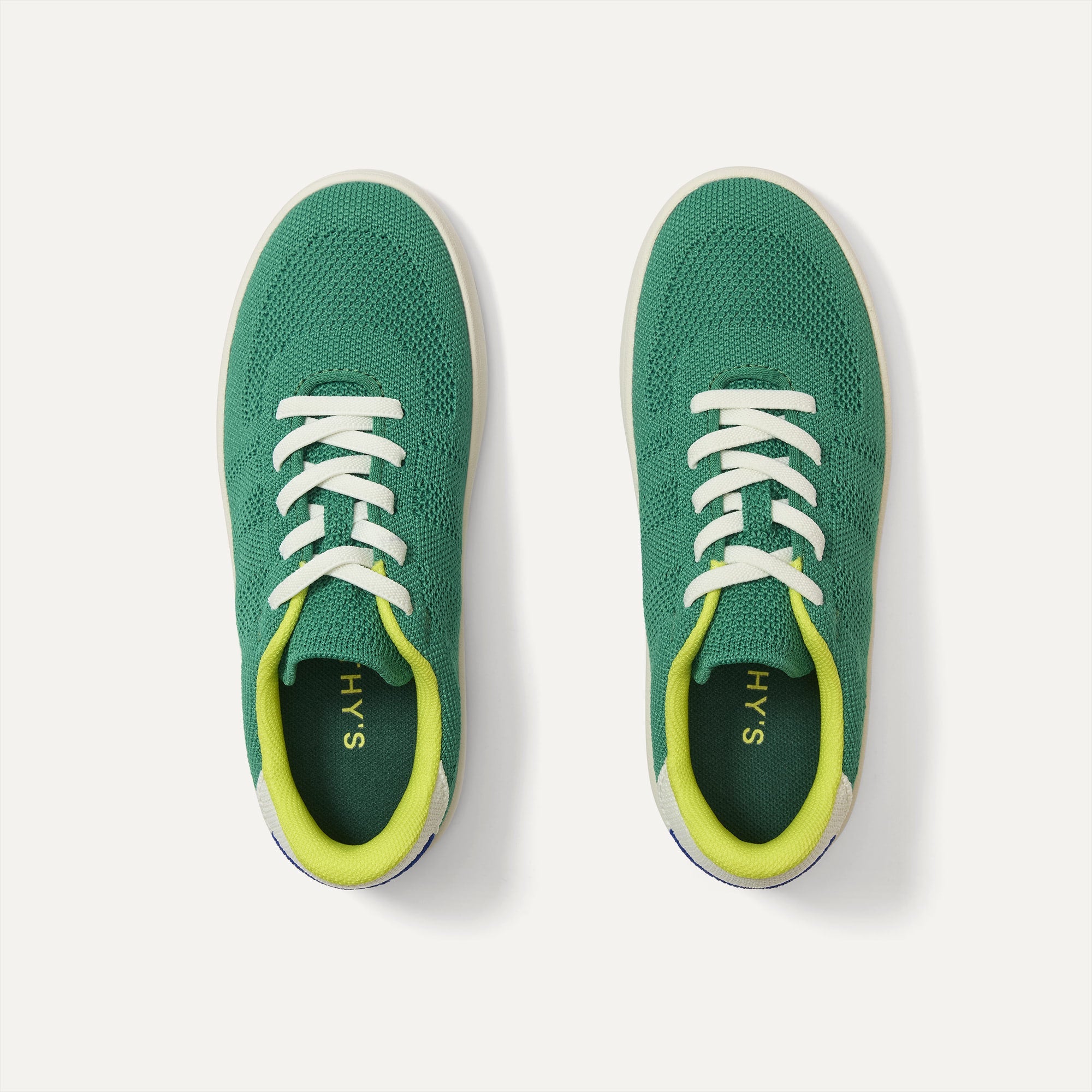527_TheKidsStretchSneaker_EmeraldPop_PrimaryOverhead_5686_9c637e9b-542c-49d7-96a9-d21196533c7e.jpg