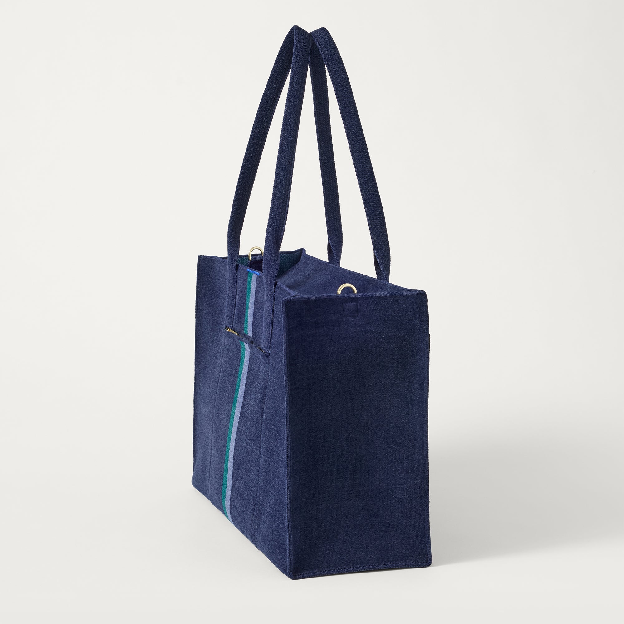 531_ReVelvetClassicToteII_RevelvetPeacock_45_Degree_1278.jpg